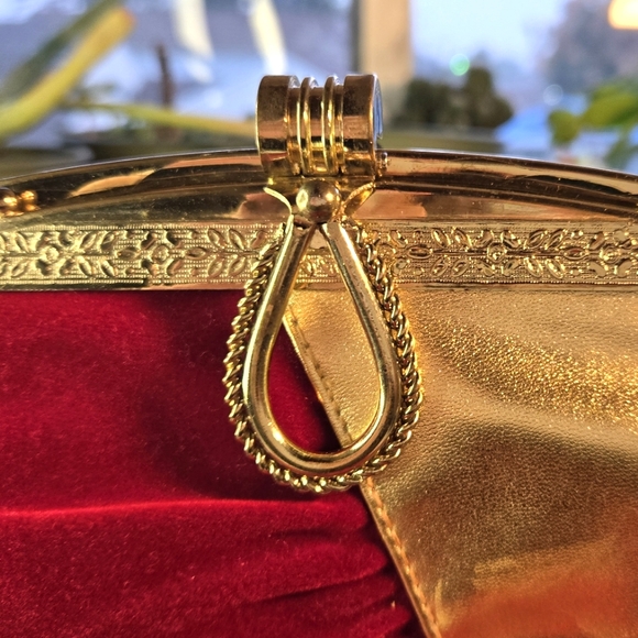 Jainsons Bag - Gold Metallic and Red Velvet Clutch - Picture 3 of 6
